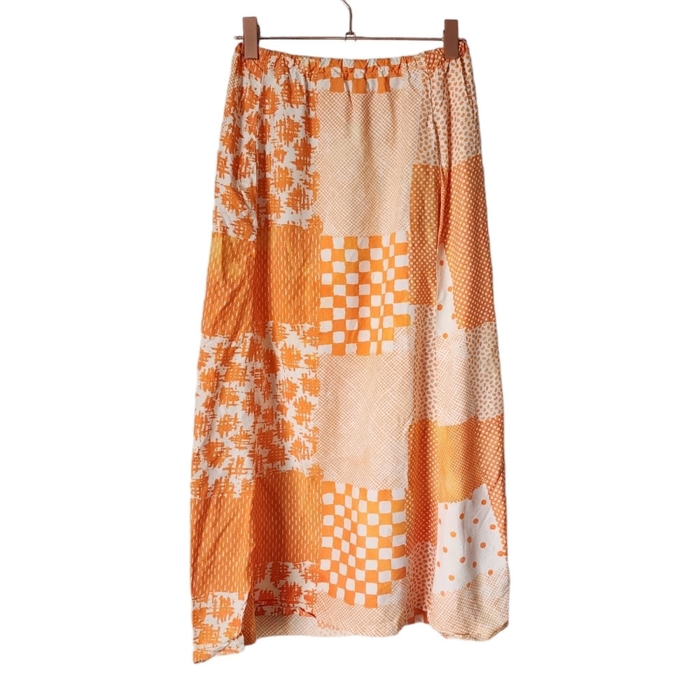 VINTAGE x HANDMADE Quilted print midi‎ skirt in orange Cottagecore